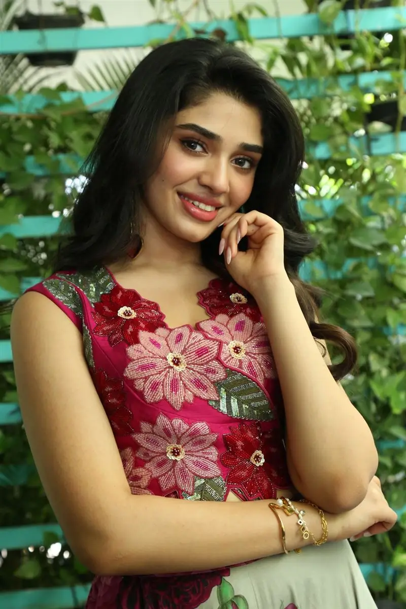 TELUGU ACTRESS KRITHI SHETTY AT MANAMEY MOVIE INTERVIEW 17